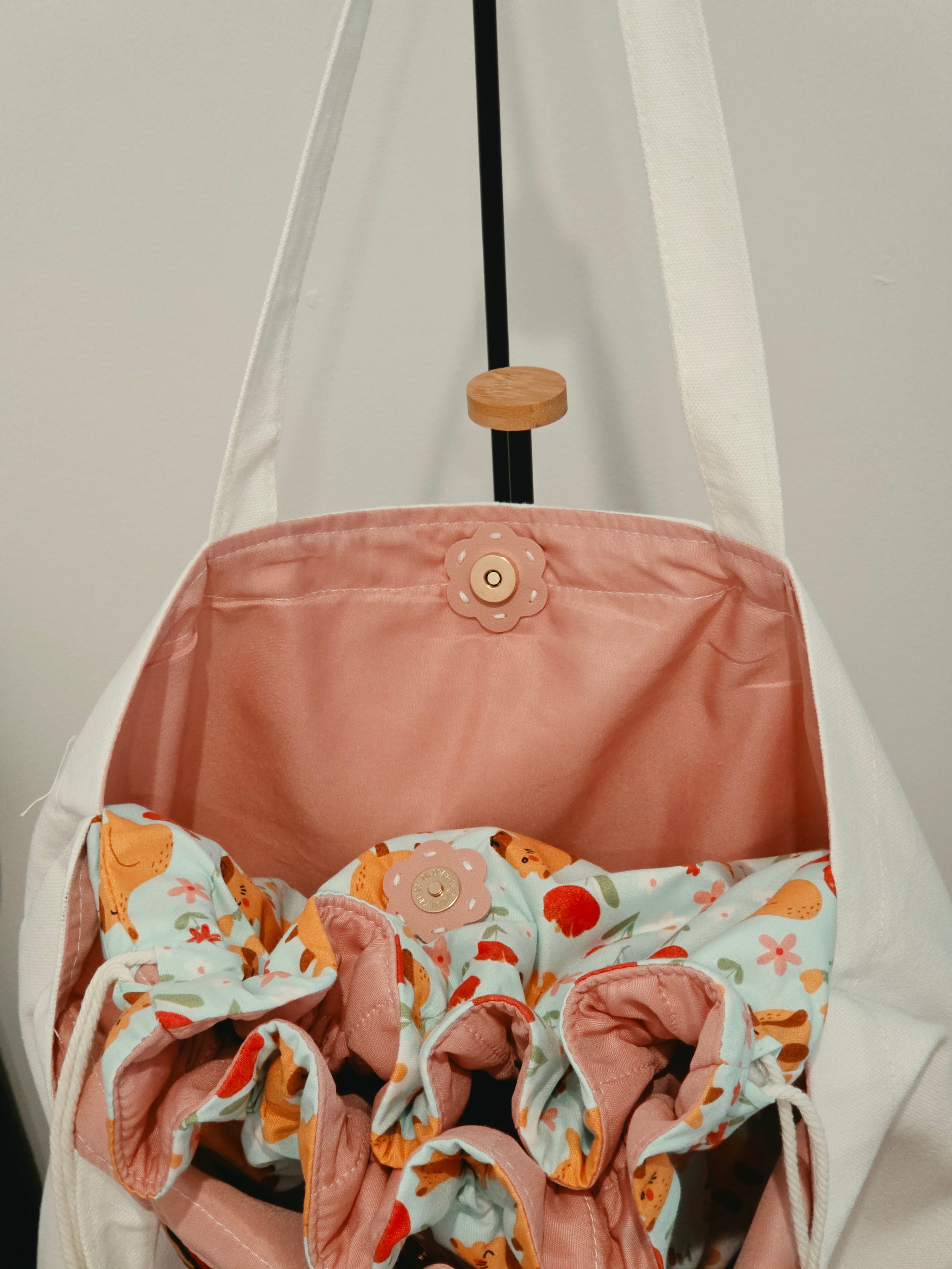 Tote Bag de Manta "Don't Worry, Be Cappy!" - Diseño Premium de 3 Compartimientos