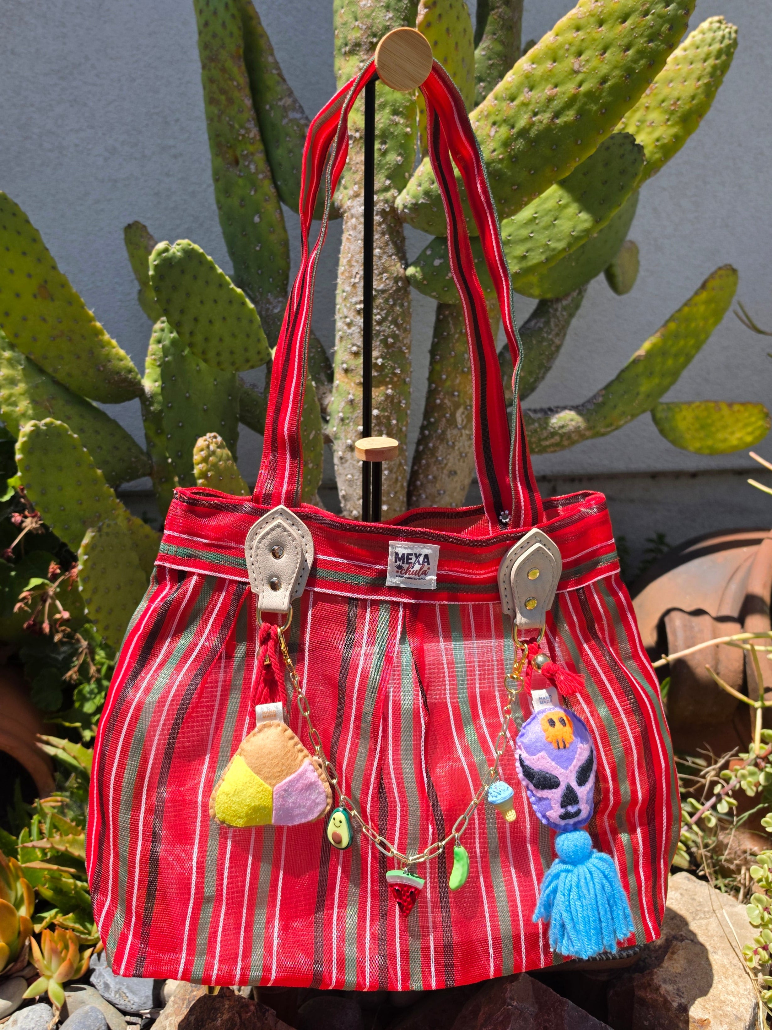 Bolso de Mercado Plisado MEXA Chula – Rojo Vibrante & Máscara de Luchador