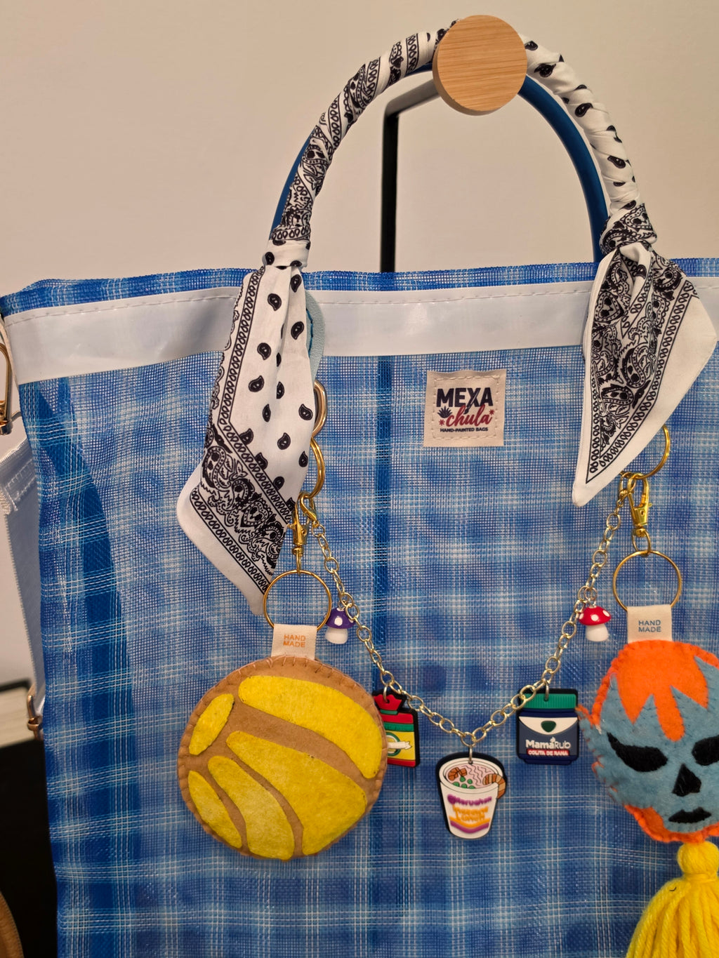 Bolso de Mercado Chico (S) "Luchador y Concha Amarilla" con Correa Ajustable