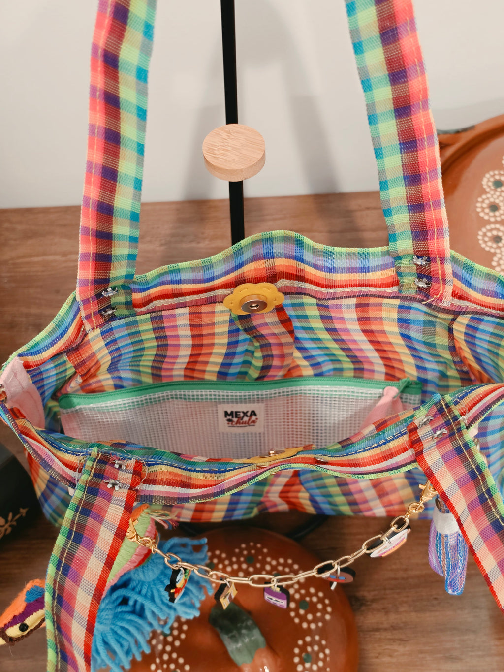 Tote Bag Premium de Mercado "Fiesta Mexicana" - Multicolor con Dijes y Dijes de Colección