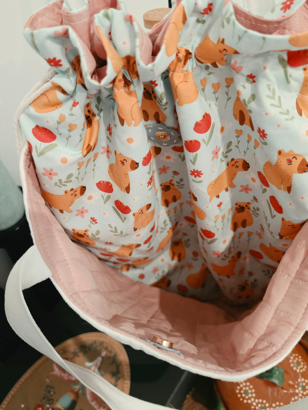 "Moda Capibara: Cero Estrés" (Set Premium de 4 Piezas)