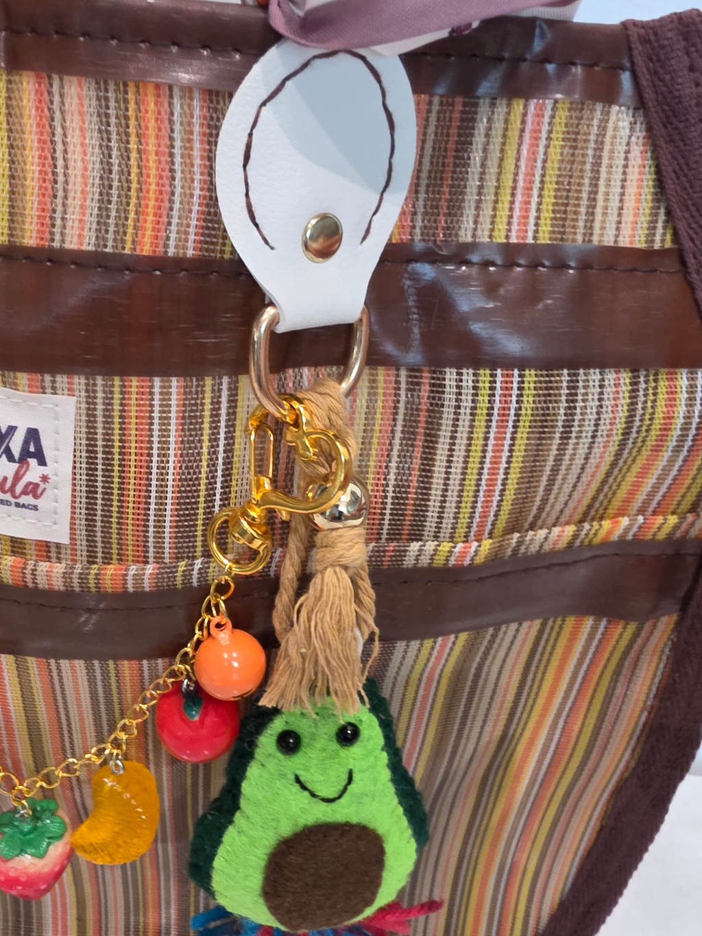 Bolso Circular Mediano "El Mercadito Tradicional"