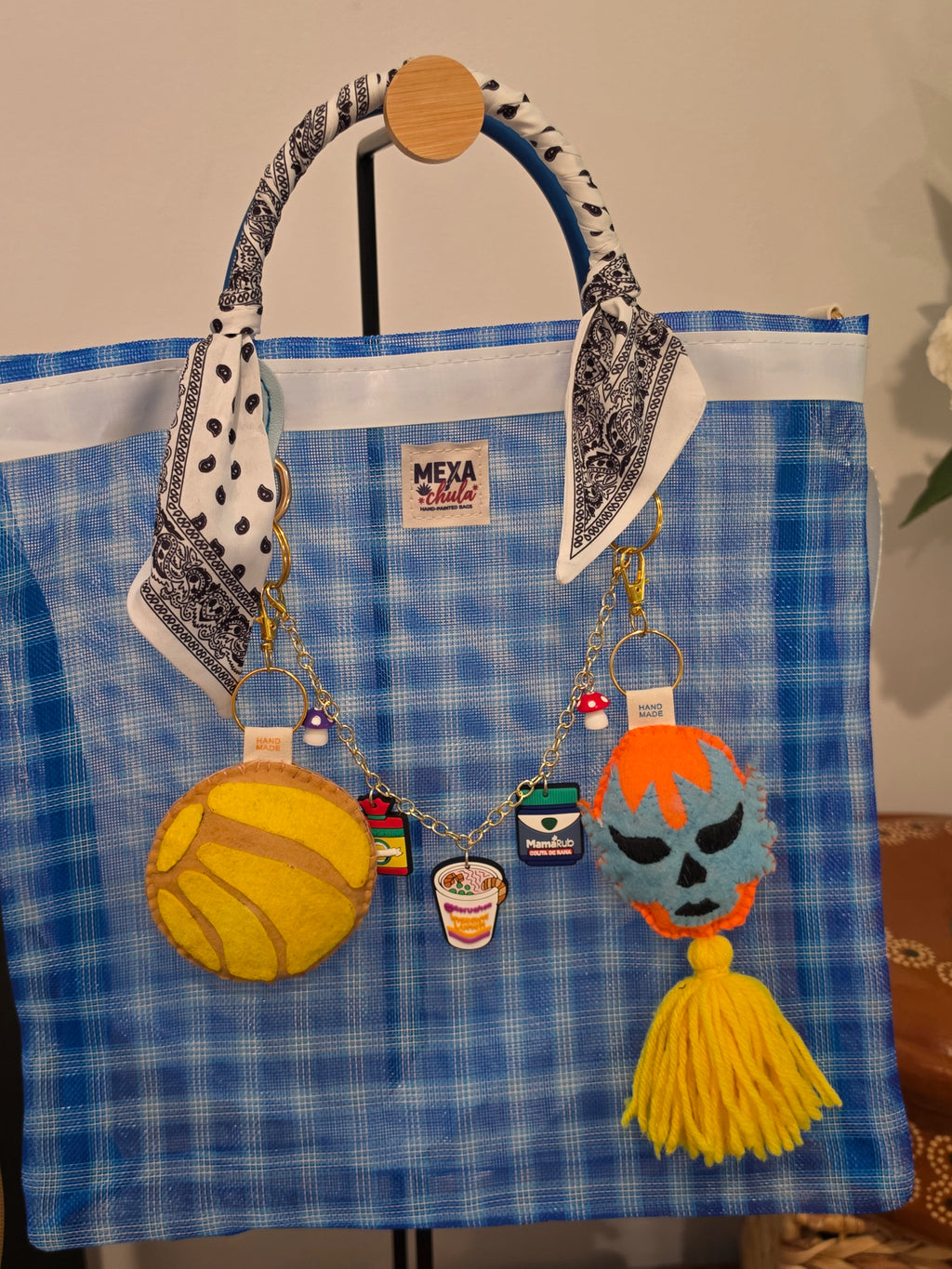 Bolso de Mercado Chico (S) "Luchador y Concha Amarilla" con Correa Ajustable