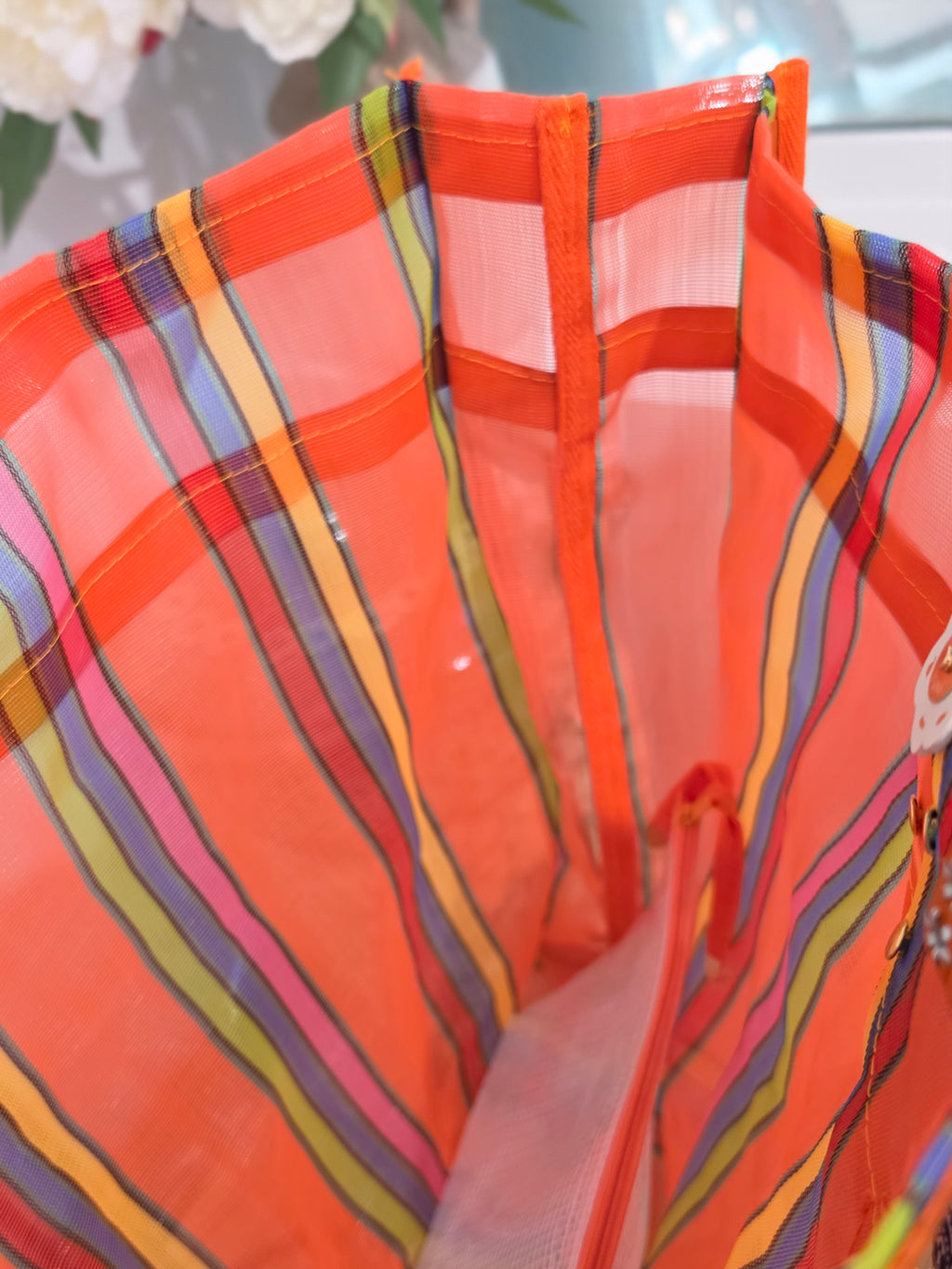 Bolso de Mercado Grande "Farmacia y Fiesta" con Dijes del Dr. Simi y Piñata Artesanal