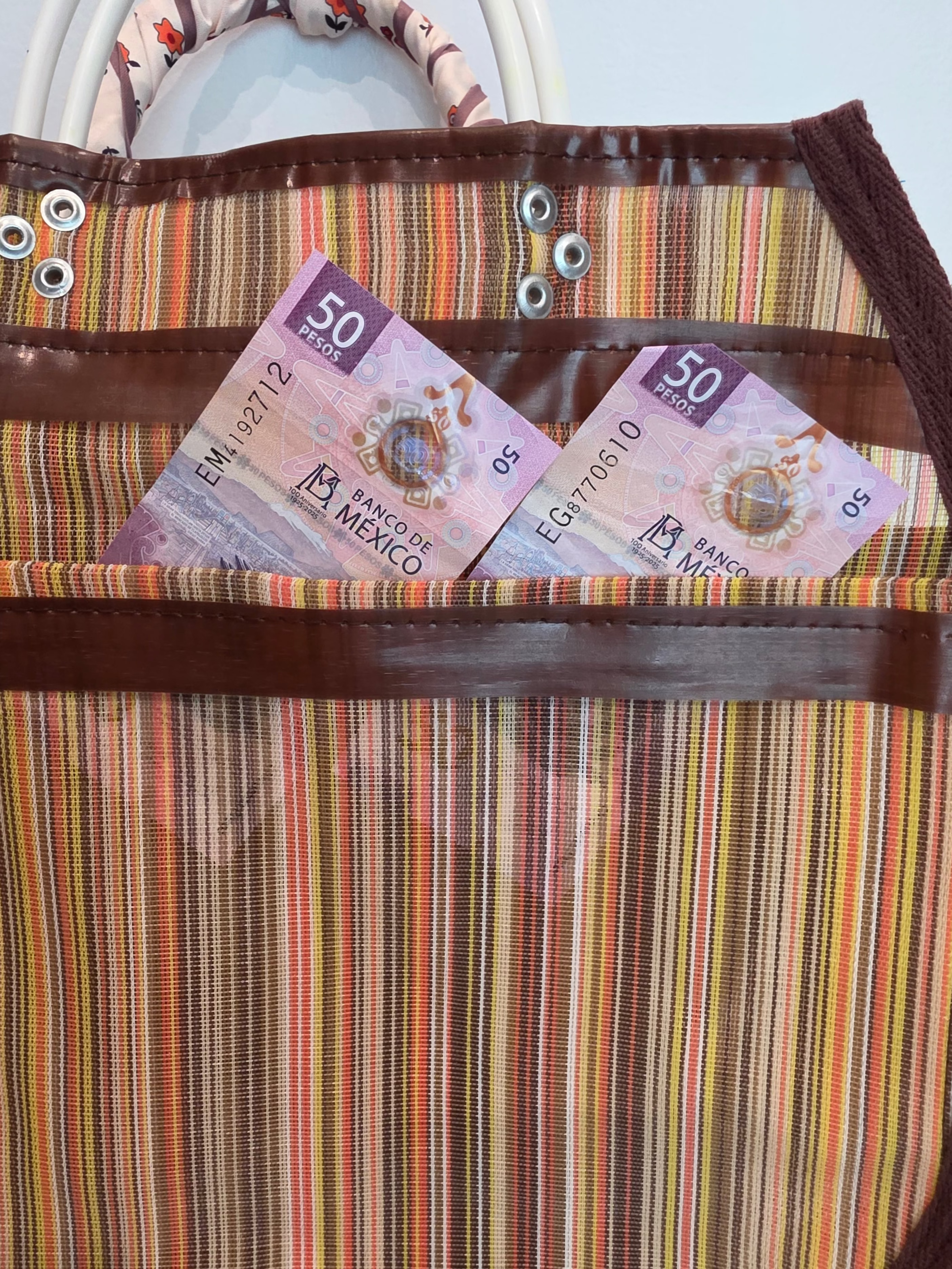Bolso Circular Mediano "El Mercadito Tradicional"