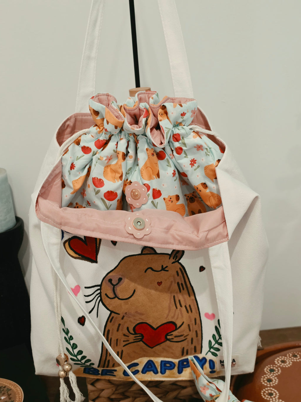 Tote Bag de Manta "Don't Worry, Be Cappy!" - Diseño Premium de 3 Compartimientos