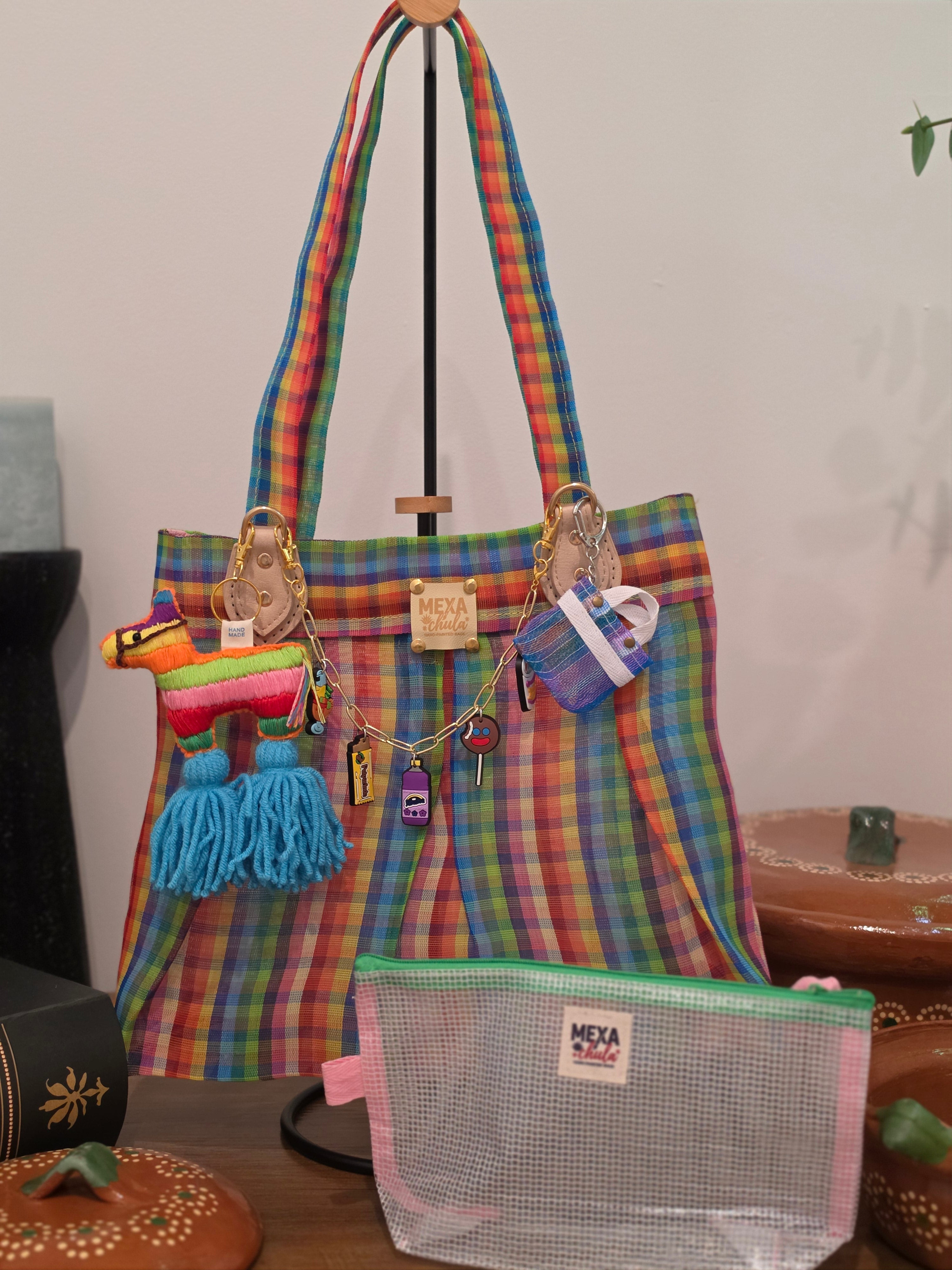 Tote Bag Premium de Mercado "Fiesta Mexicana" - Multicolor con Dijes y Dijes de Colección