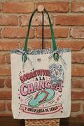 Tote Bag Pintada a Mano "Sobreviviente a la Chancla" - Set Premium 2 en 1 Desmontable
